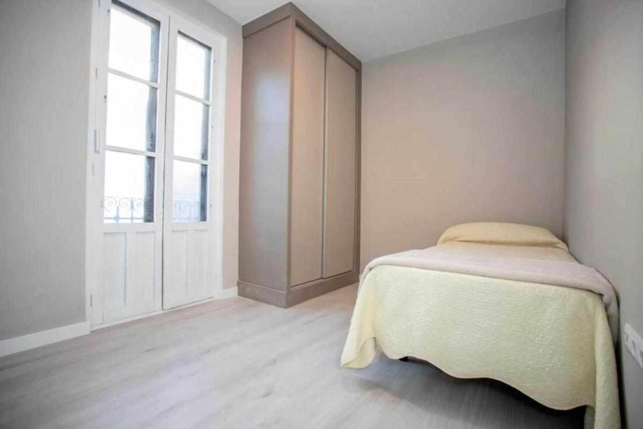 Hostal Viena Plaza Nueva グラナダ エクステリア 写真